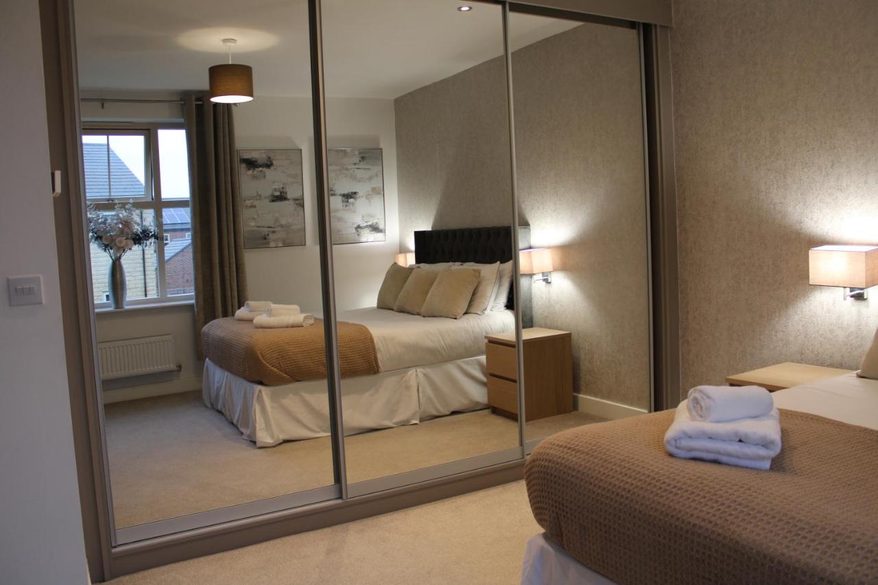Haven - Spacious Luxury Home Perfect For Families, Couples And Contractors! 5Mins To Xscape And Junction 32! 卡斯尔福德 外观 照片