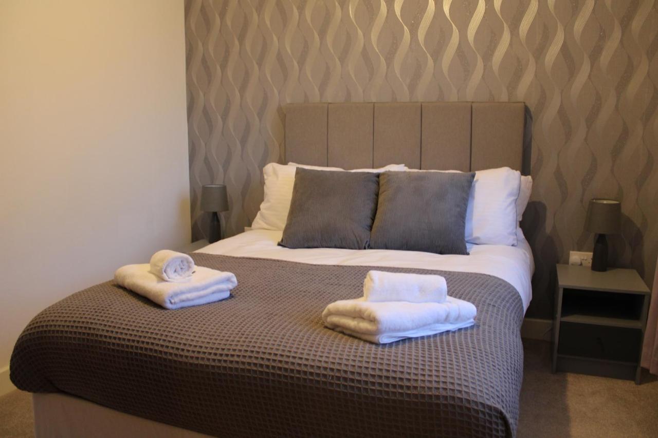 Haven - Spacious Luxury Home Perfect For Families, Couples And Contractors! 5Mins To Xscape And Junction 32! 卡斯尔福德 外观 照片